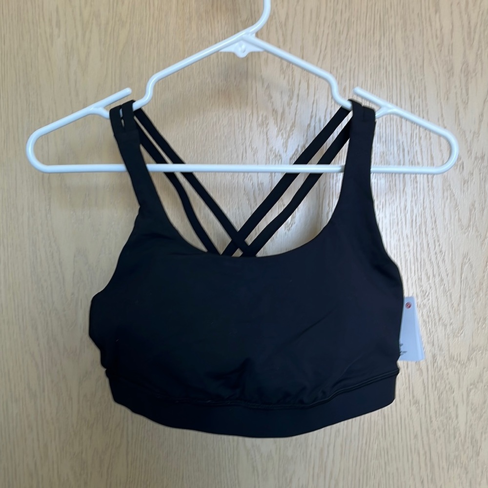 NWT black energy bra size 8 from Lululemon